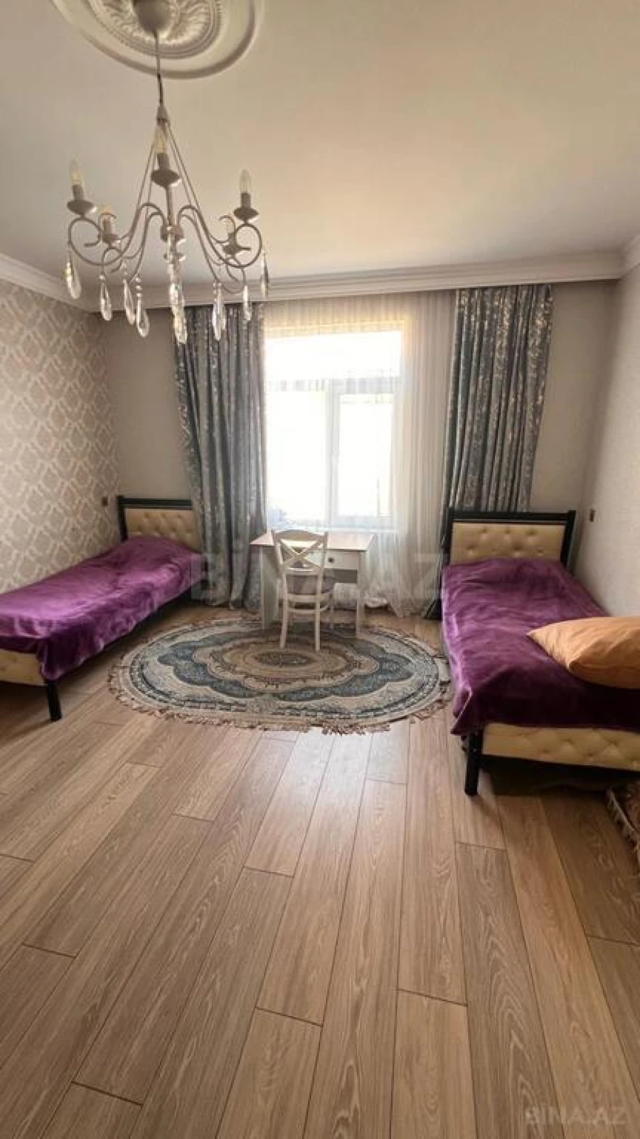 Satılır 6 otaqlı həyət evi 220 m²