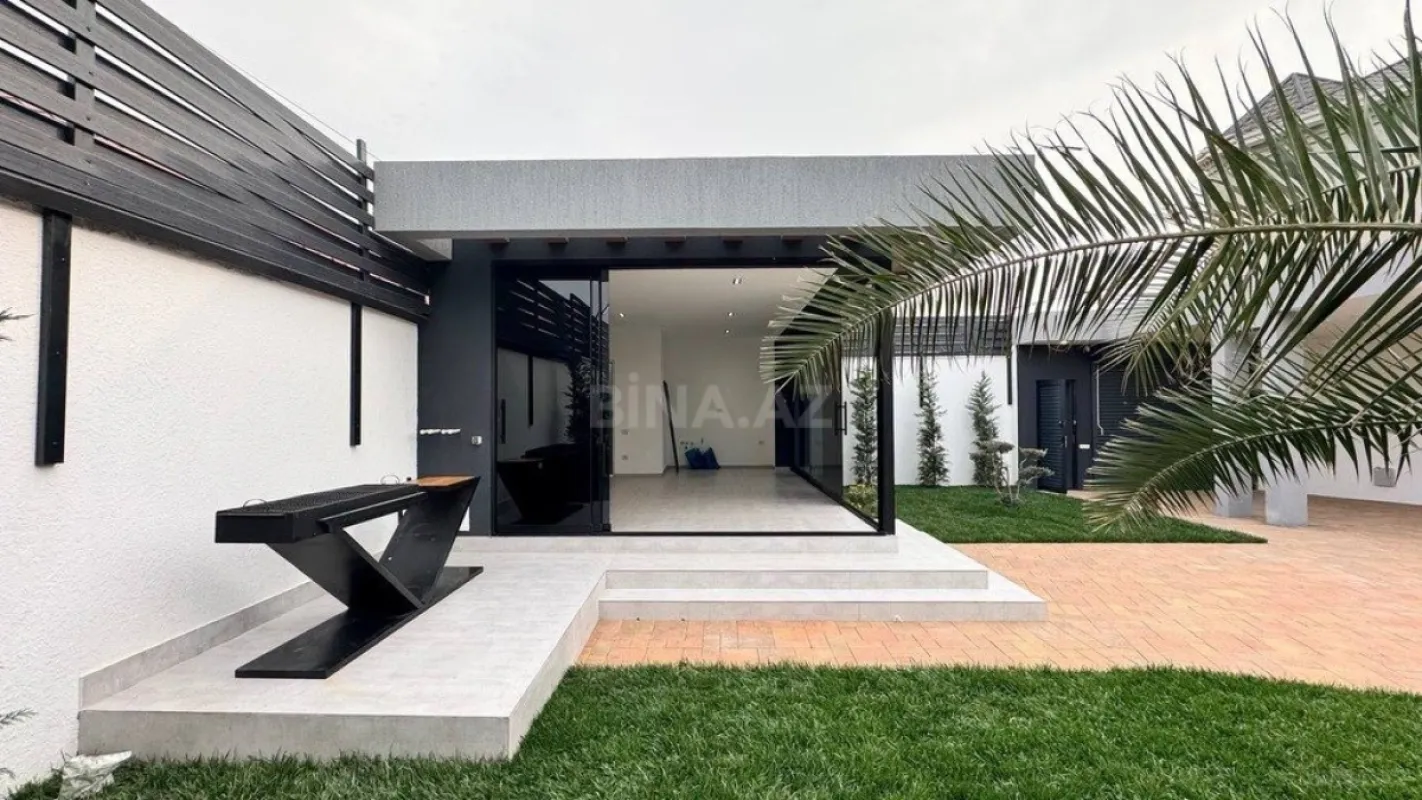 Satılır 5 otaqlı həyət evi 250 m²