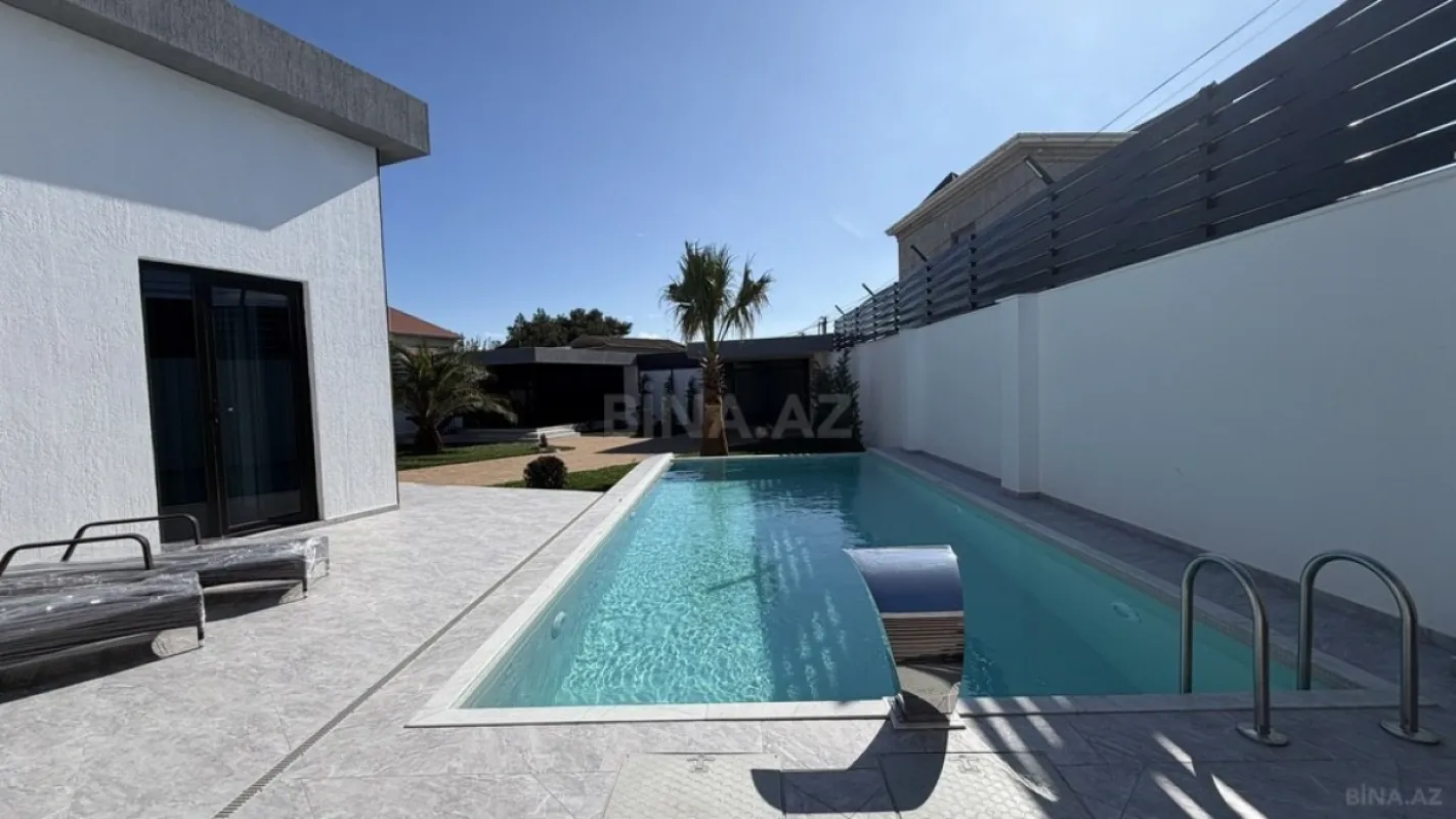 Satılır 5 otaqlı həyət evi 250 m²