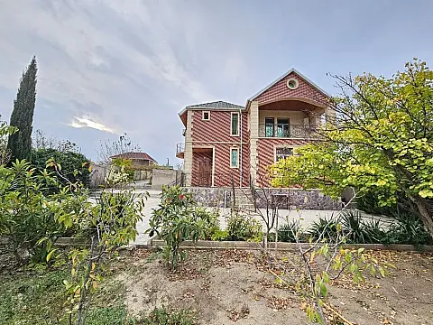 Satılır 5 otaqlı həyət evi 150 m² — Bakı, Novxanı 5 otaq 150.00 m²