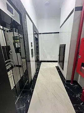 Satılır 3 otaqlı mənzil 146 m²