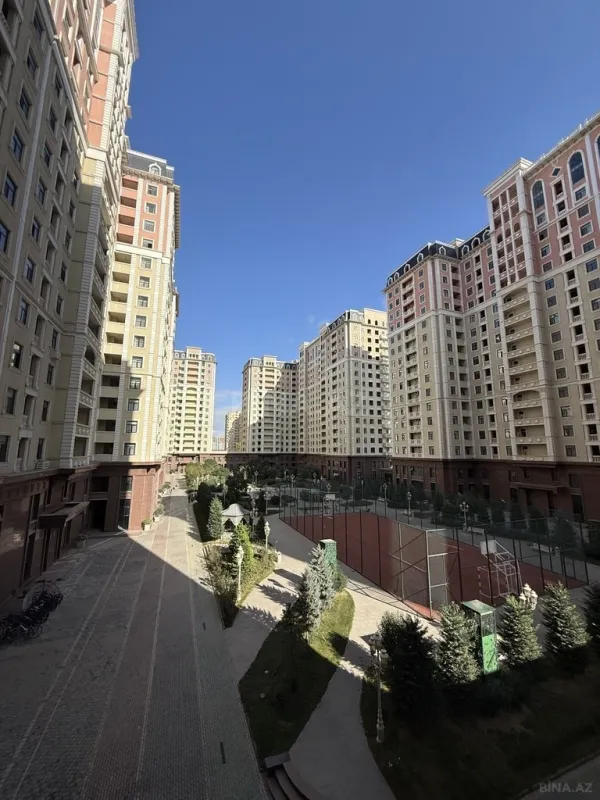 Satılır 2 otaqlı mənzil 64 m²