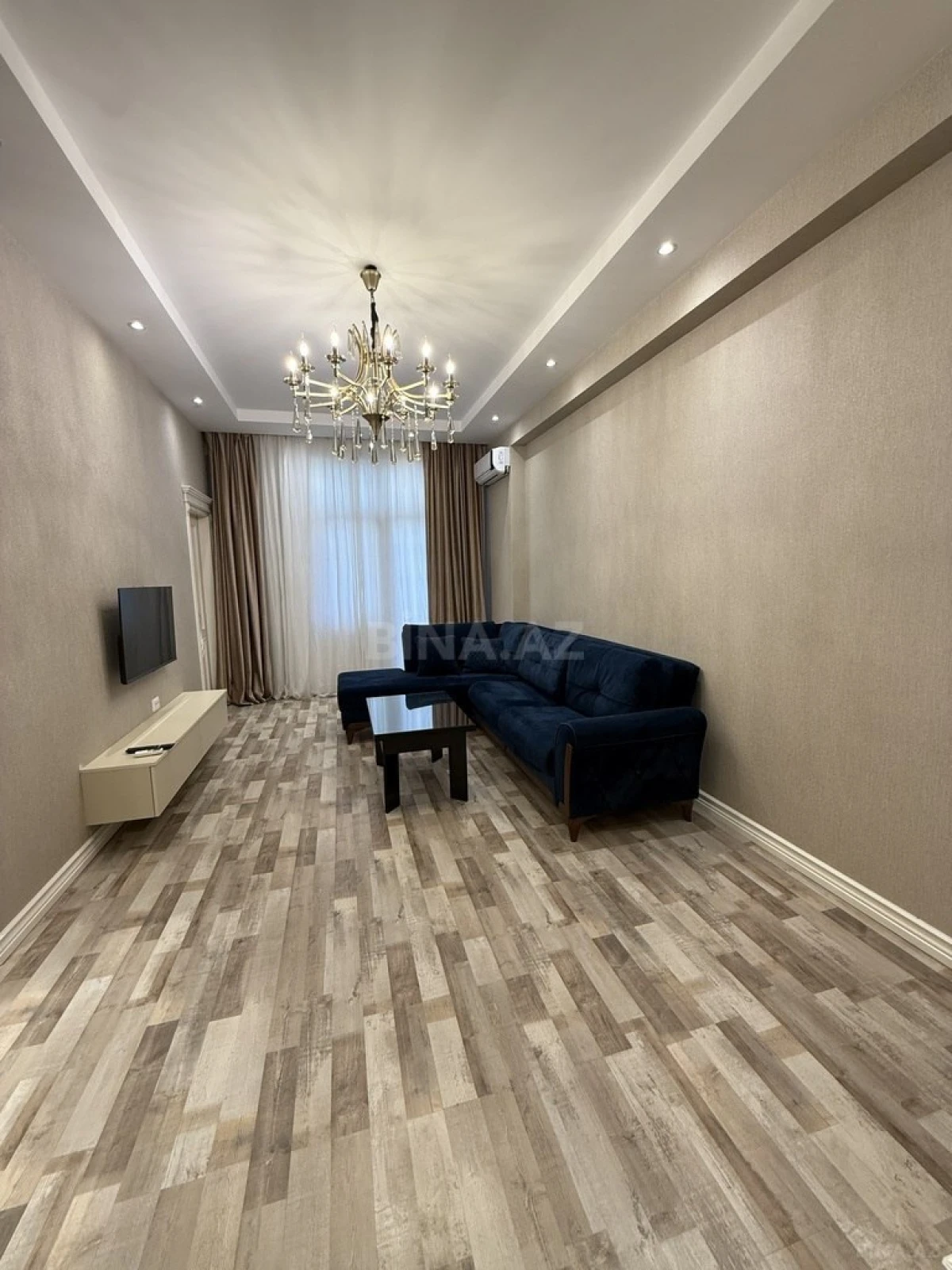 Satılır 2 otaqlı mənzil 64 m²