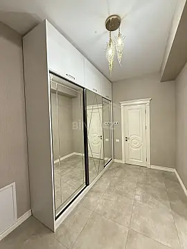 Satılır 2 otaqlı mənzil 64 m²
