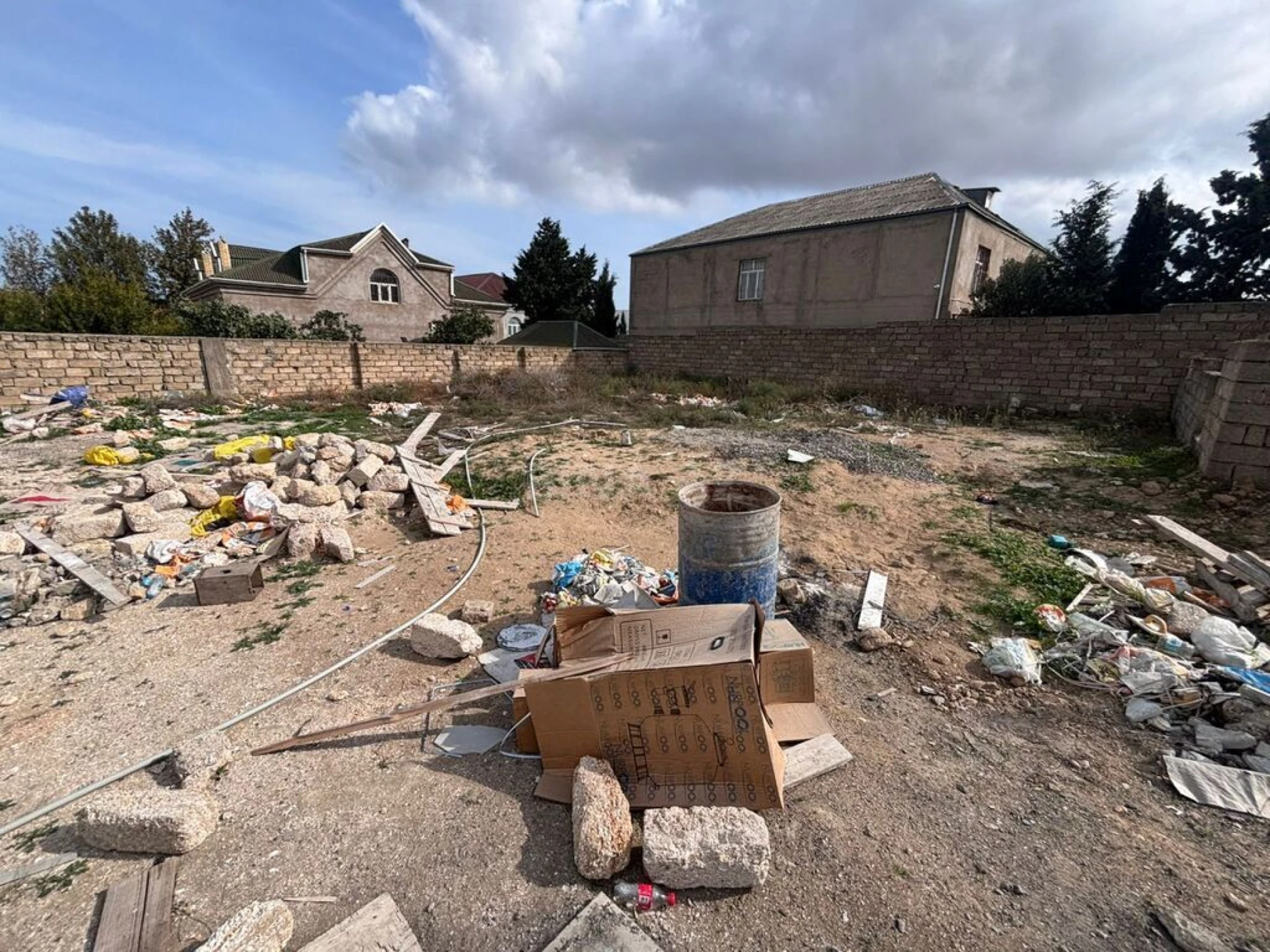 Satılır torpaq sahəsi 2.3 m²