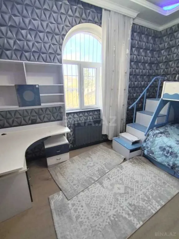 Satılır 6 otaqlı həyət evi 260 m²