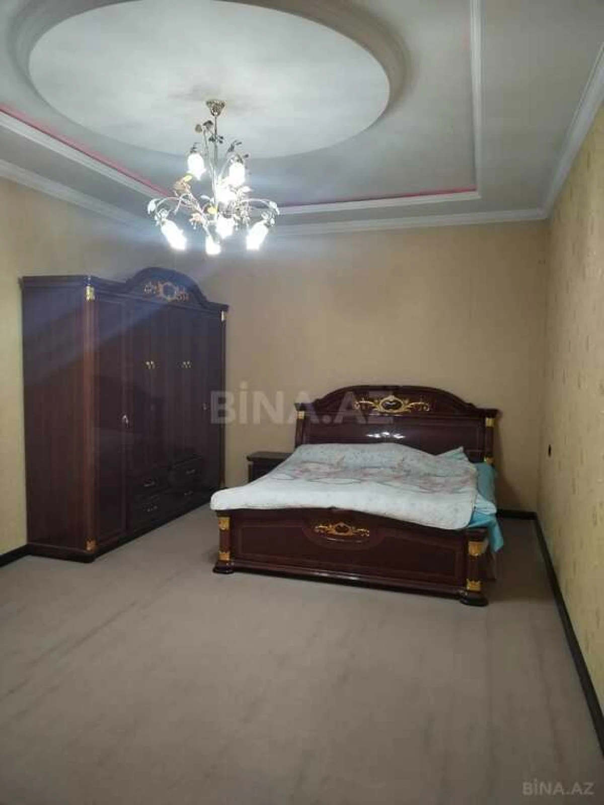 Satılır 6 otaqlı həyət evi 260 m²