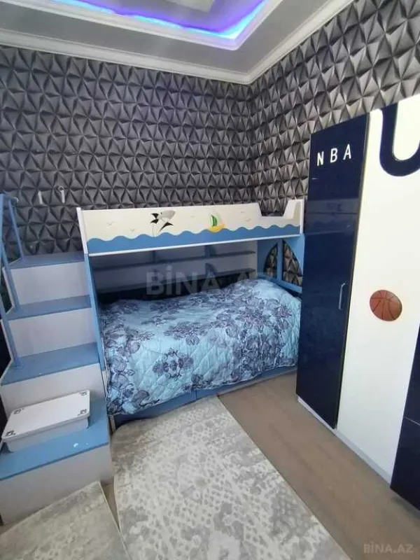 Satılır 6 otaqlı həyət evi 260 m²