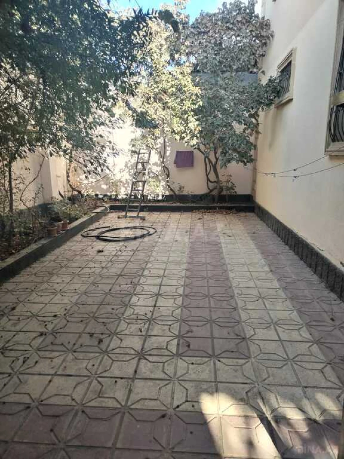 Satılır 6 otaqlı həyət evi 260 m²