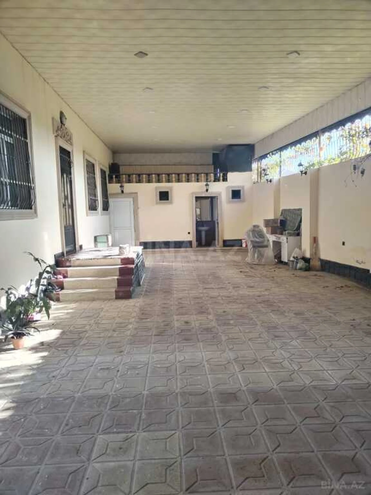 Satılır 6 otaqlı həyət evi 260 m²