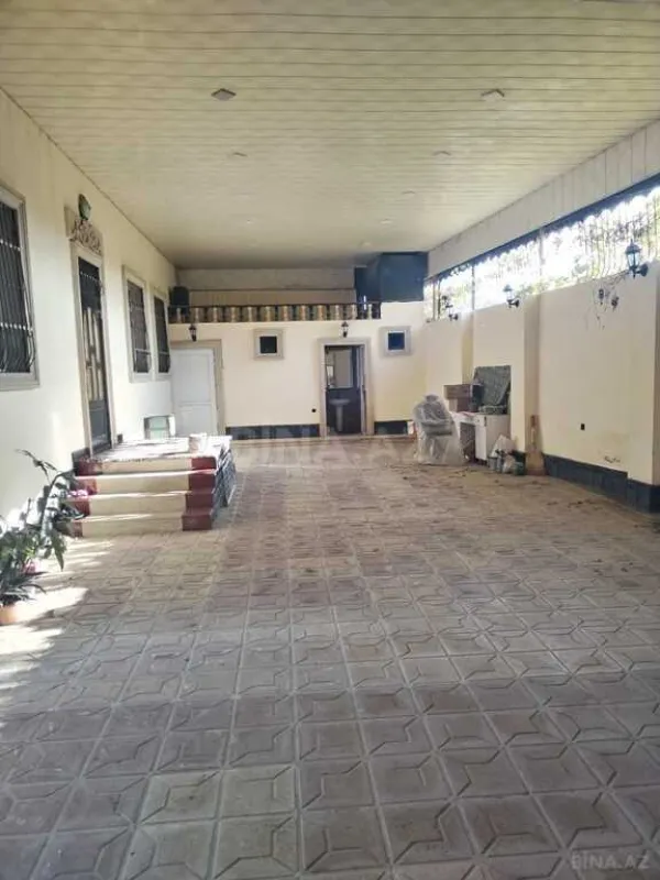 Satılır 6 otaqlı həyət evi 260 m²