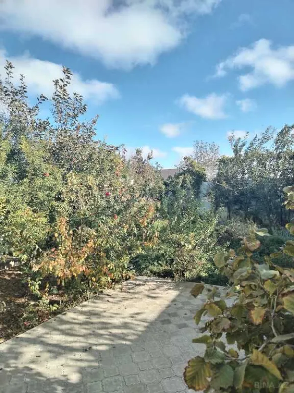 Satılır 6 otaqlı həyət evi 260 m²