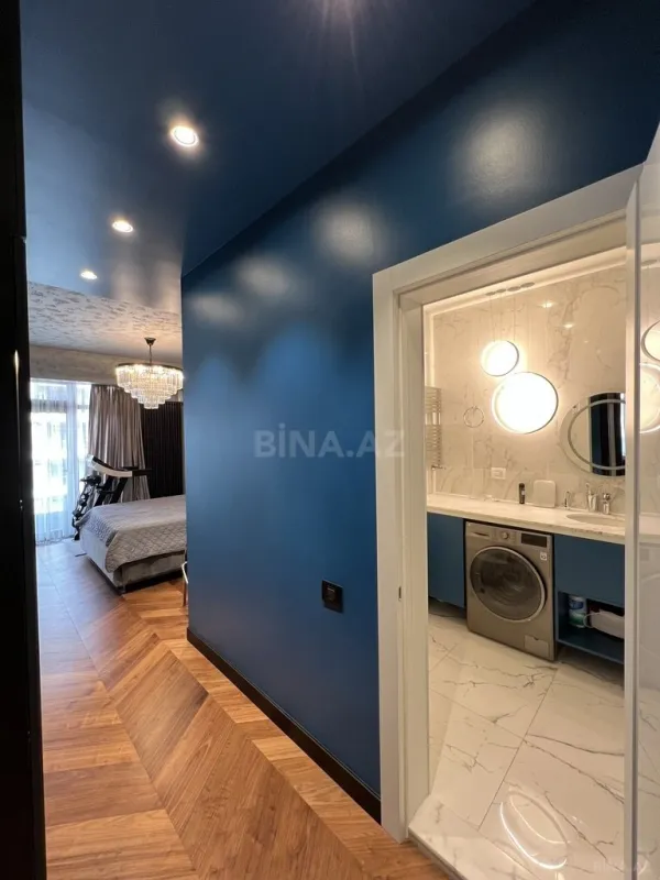 Satılır 4 otaqlı mənzil 147 m²
