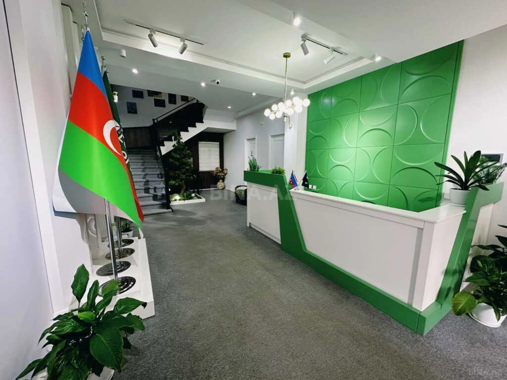 Kirayə verilir 20 otaqlı ofis 1000 m²