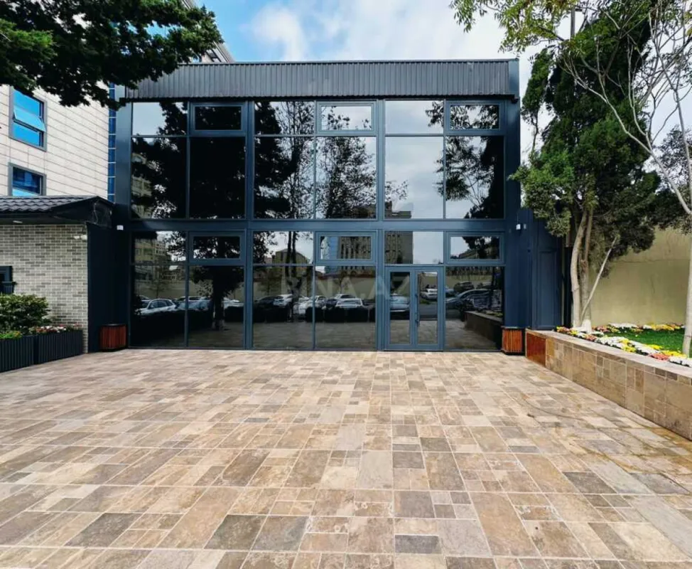 Kirayə verilir 20 otaqlı ofis 1000 m²