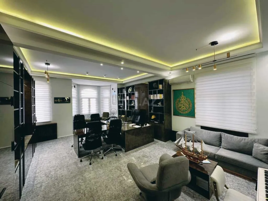 Kirayə verilir 20 otaqlı ofis 1000 m²