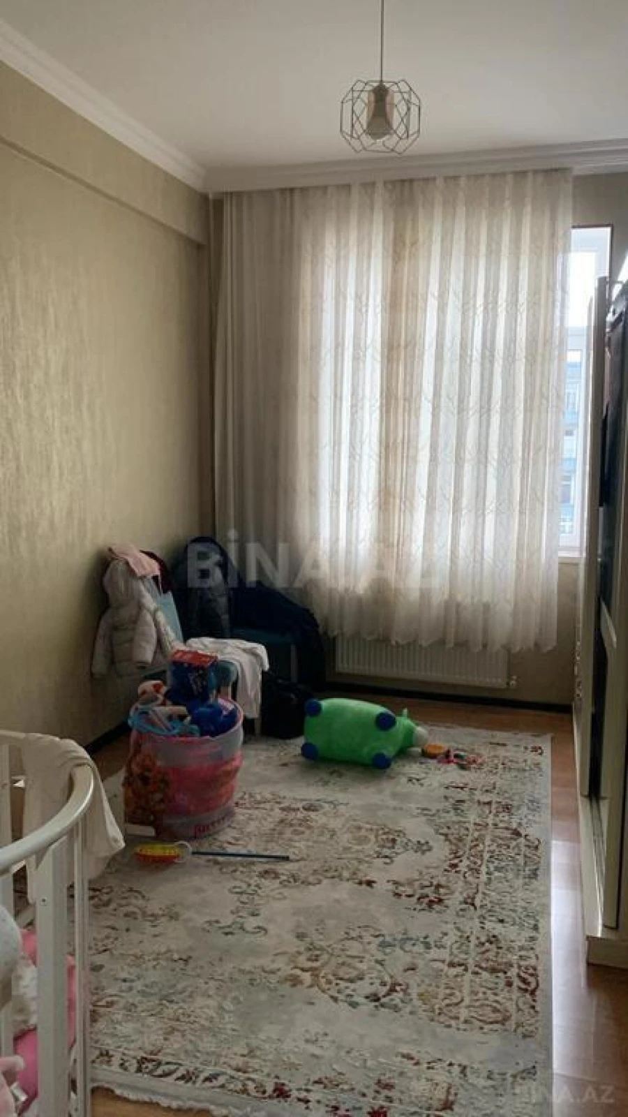 Satılır 4 otaqlı mənzil 110.8 m²