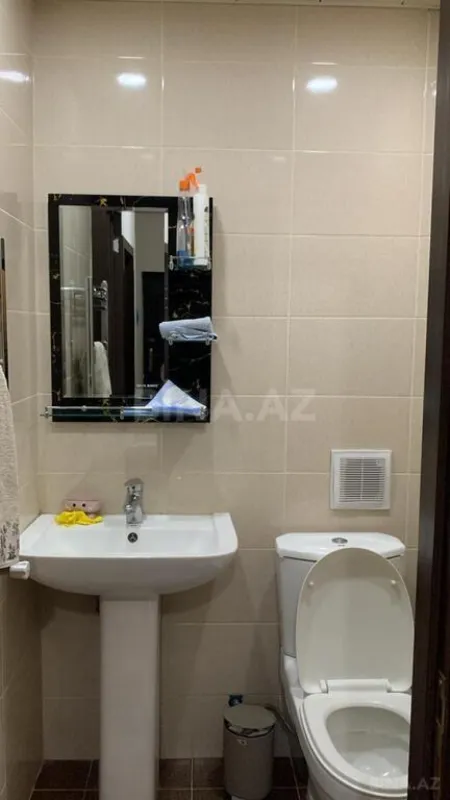 Satılır 4 otaqlı mənzil 110.8 m²