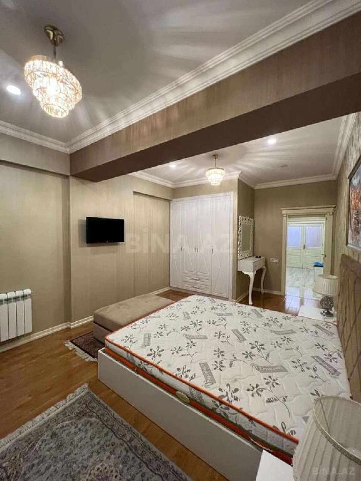 Satılır 3 otaqlı mənzil 110 m²