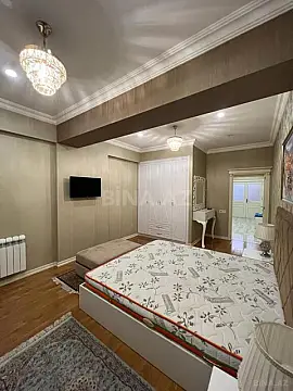 Satılır 3 otaqlı mənzil 110 m²
