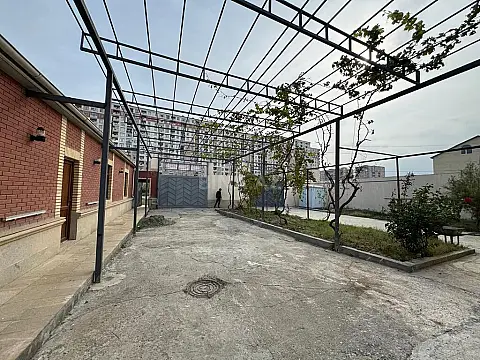 Satılır obyekt 1500 m²