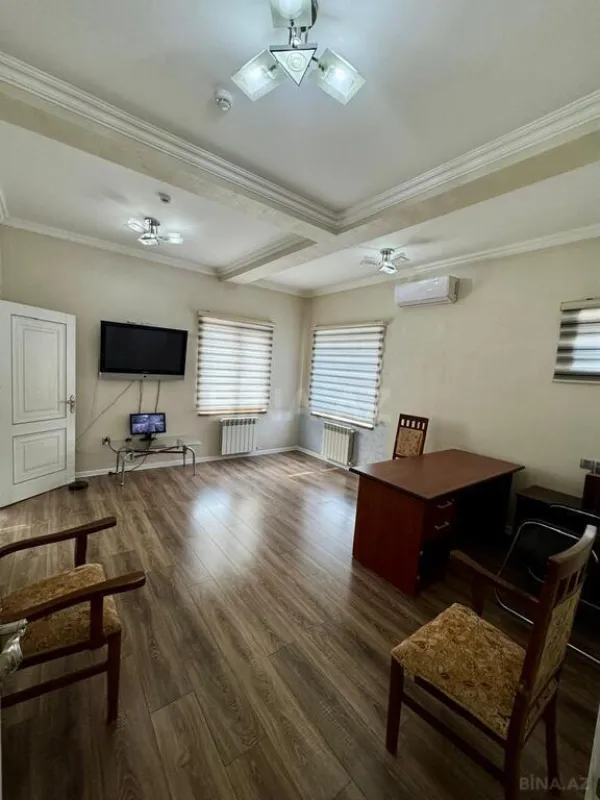 Satılır obyekt 1500 m²