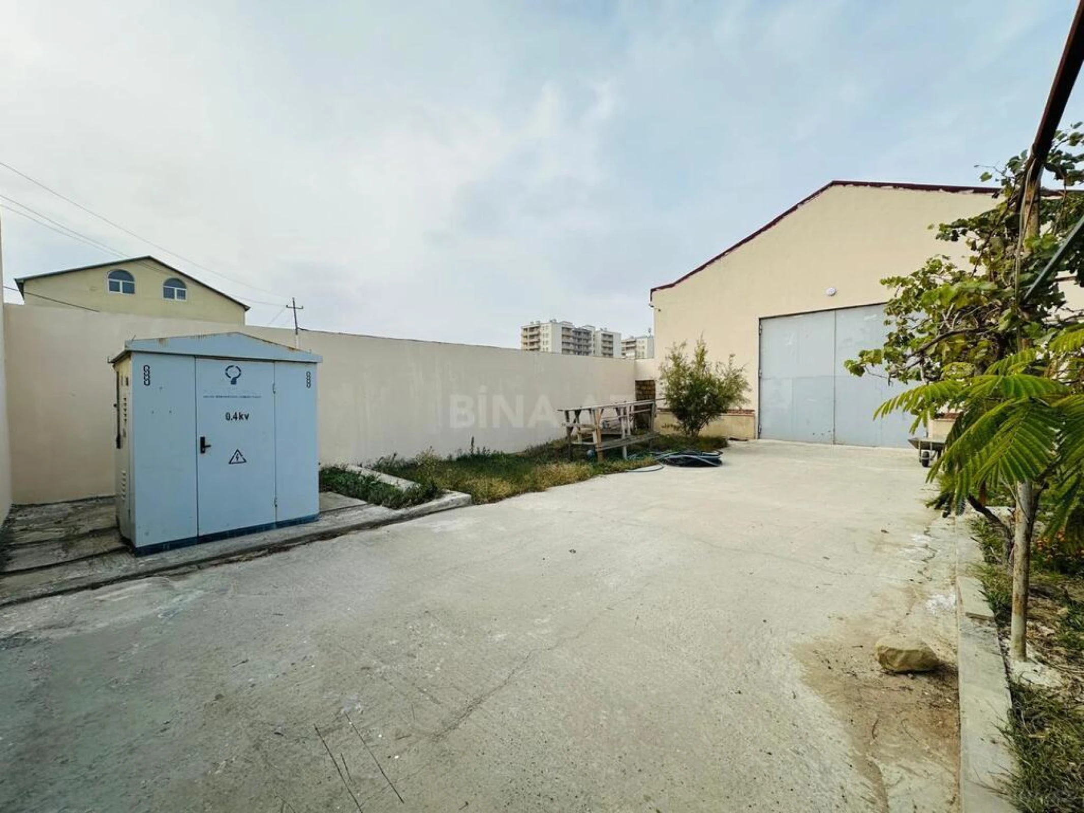 Satılır obyekt 1500 m²