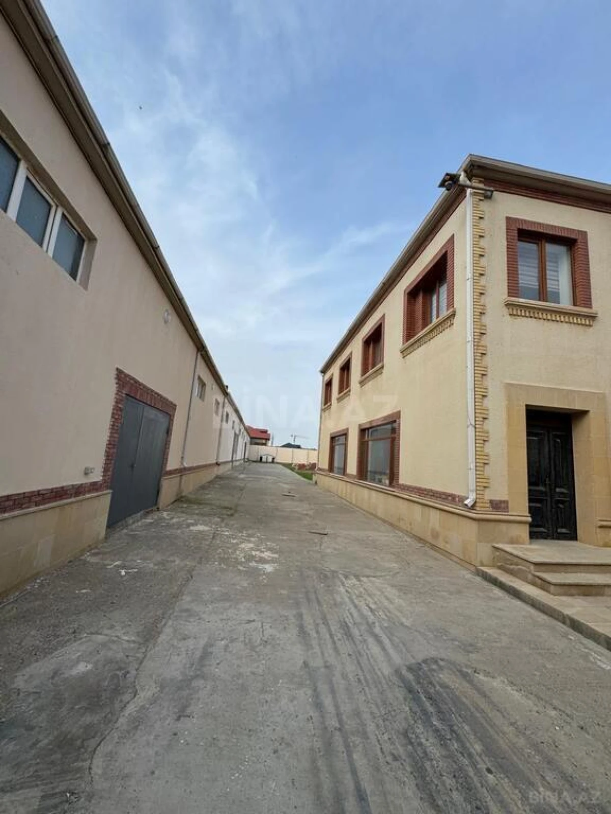 Satılır obyekt 1500 m²