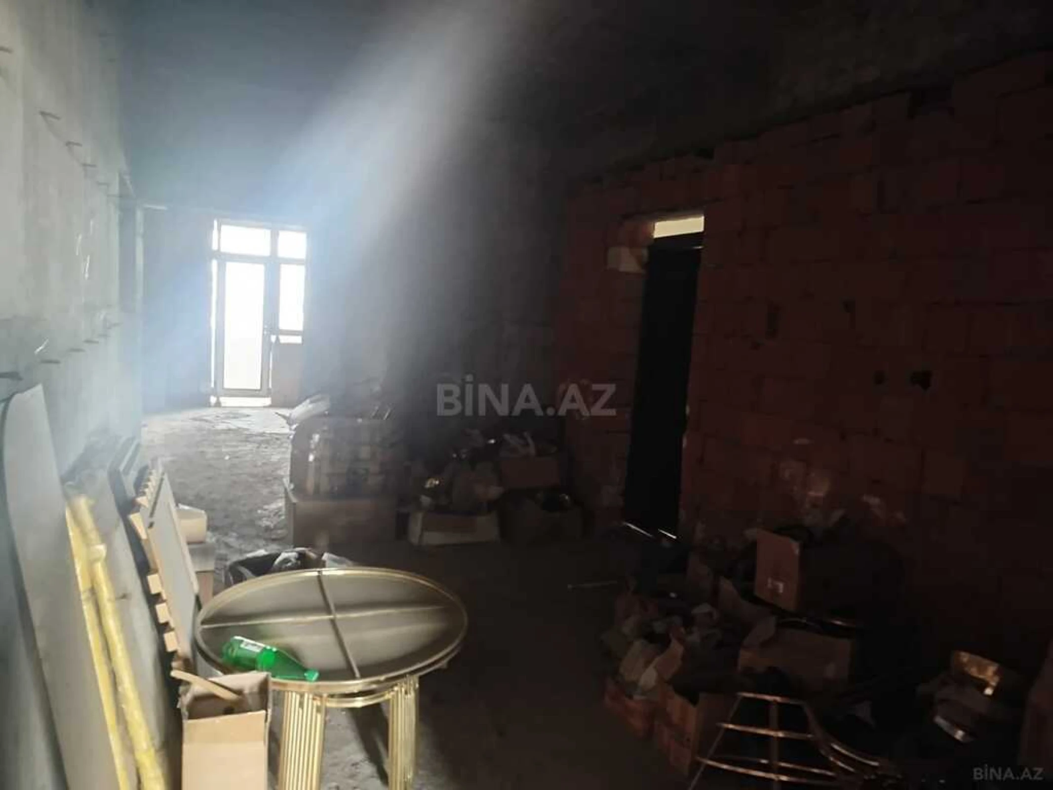 Satılır 3 otaqlı mənzil 145.8 m²