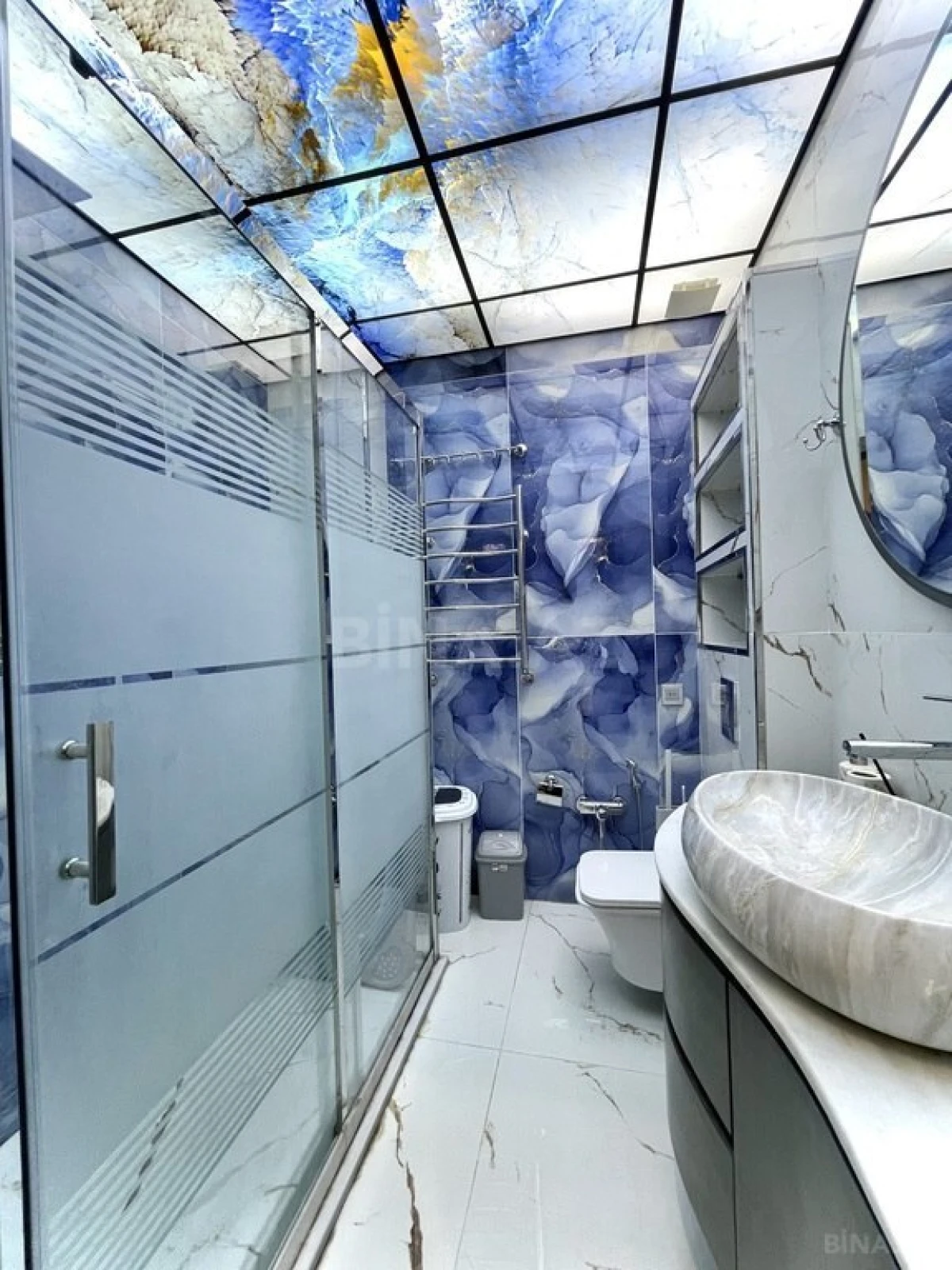 Satılır 3 otaqlı mənzil 101 m²