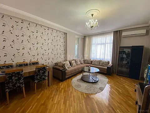 Satılır 2 otaqlı mənzil 84 m²