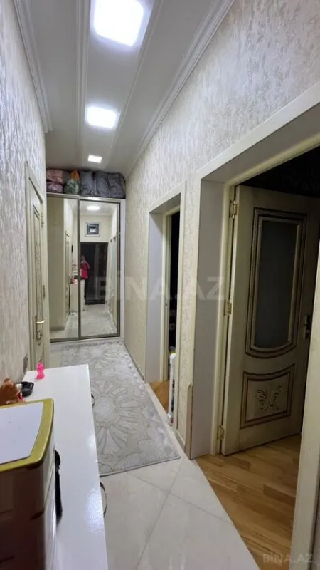 Satılır 2 otaqlı mənzil 63 m²
