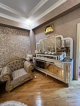 Satılır 2 otaqlı mənzil 63 m²