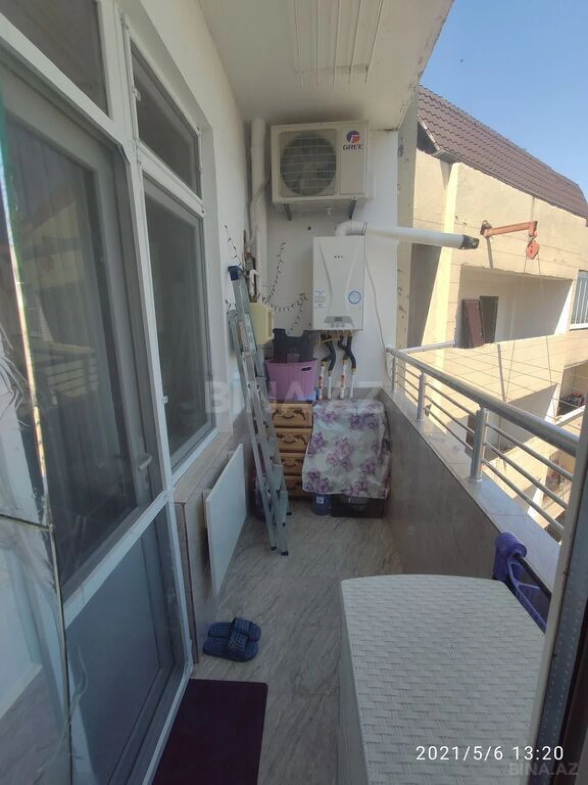 Satılır 2 otaqlı mənzil 63 m²