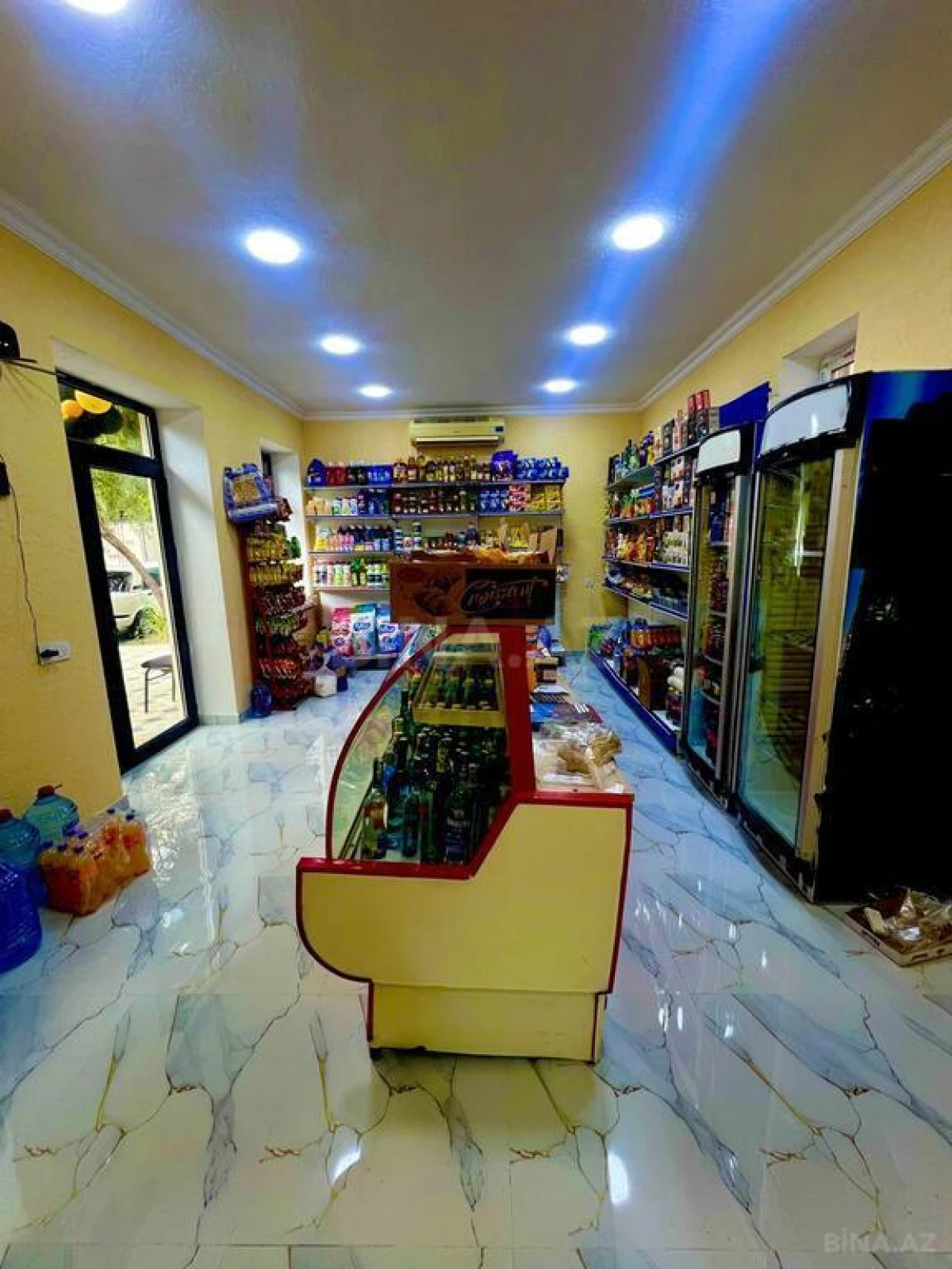 Satılır obyekt 28 m²