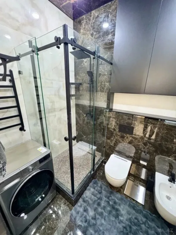 Kirayə verilir 3 otaqlı mənzil 170 m²