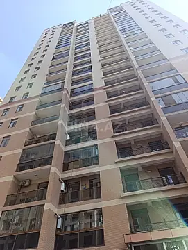 Satılır 3 otaqlı mənzil 139 m²