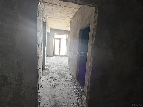 Satılır 3 otaqlı mənzil 139 m²