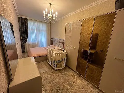 Satılır 3 otaqlı mənzil 115 m²