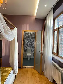 Satılır 3 otaqlı mənzil 171 m²