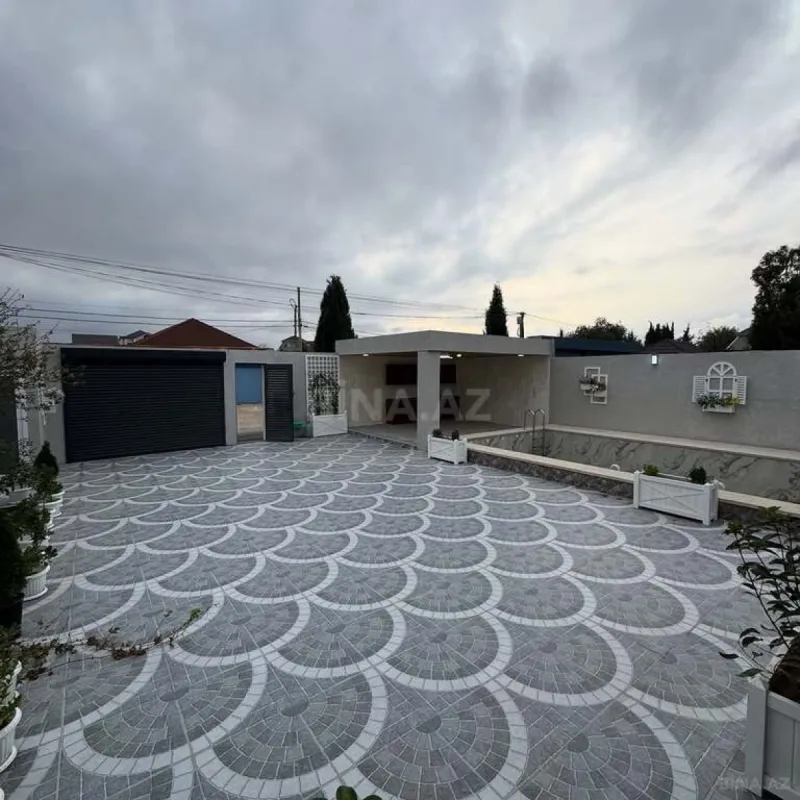 Satılır 4 otaqlı həyət evi 190 m²