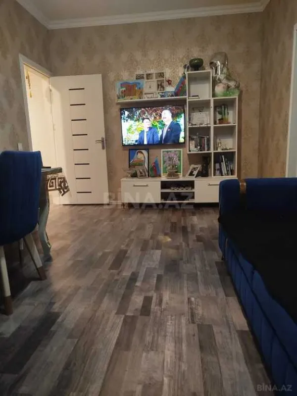 Satılır 4 otaqlı mənzil 100 m²