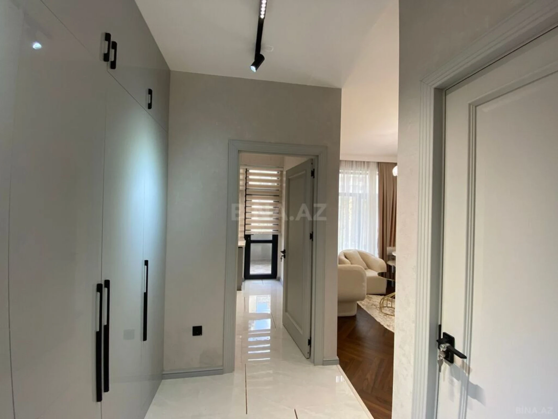 Satılır 2 otaqlı mənzil 51 m²