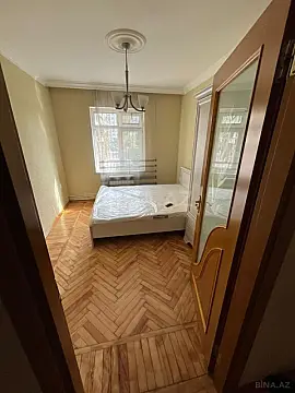 Kirayə verilir 2 otaqlı mənzil 50 m²