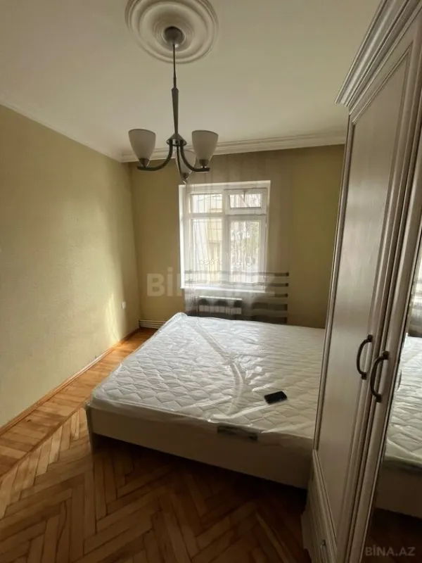 Kirayə verilir 2 otaqlı mənzil 50 m²