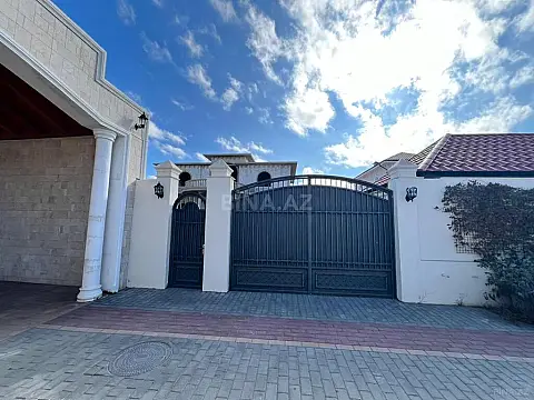 Satılır 7 otaqlı həyət evi 395 m²