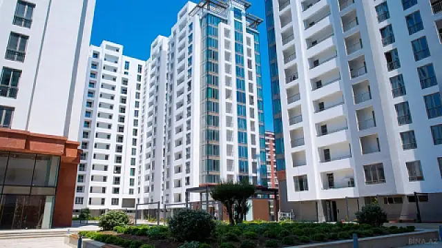 Satılır 3 otaqlı mənzil 112 m²