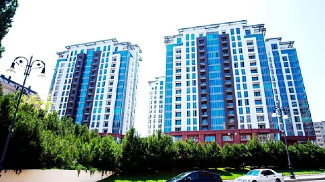 Satılır 3 otaqlı mənzil 112 m²