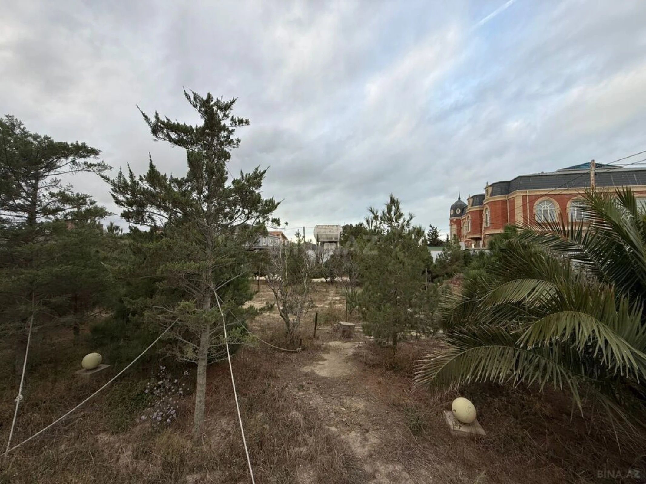 Satılır torpaq sahəsi 25 m²