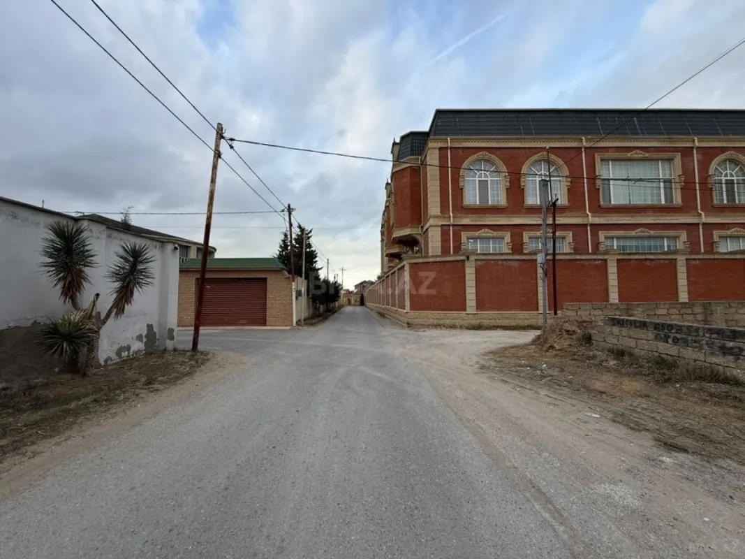 Satılır torpaq sahəsi 25 m²